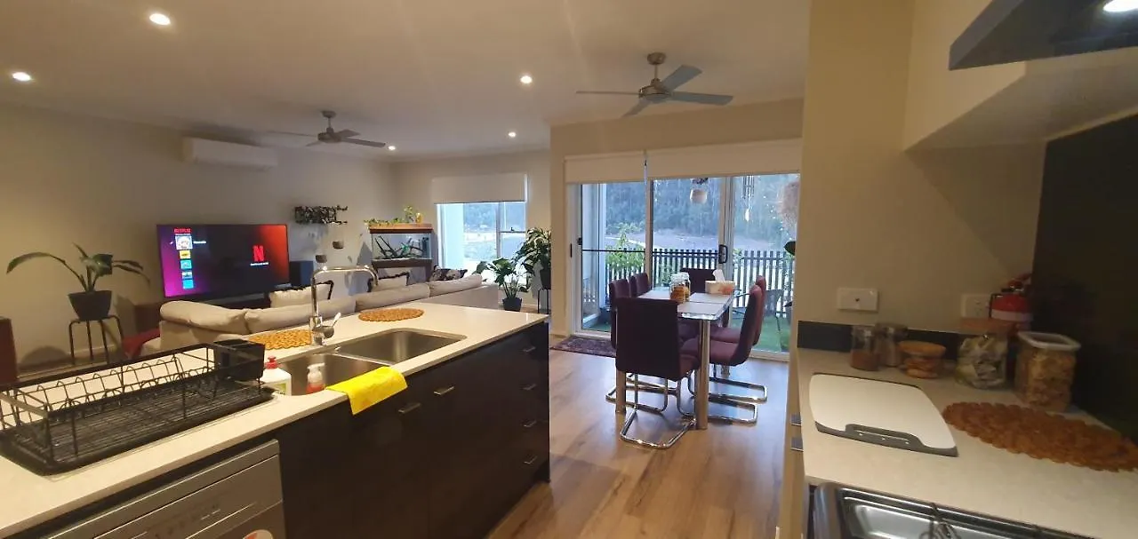 Terrace Home In Spring Mountain 4300 Springfield Lakes