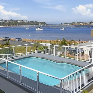 https://crown-apartments.hotelsbyronbayaustralia.com